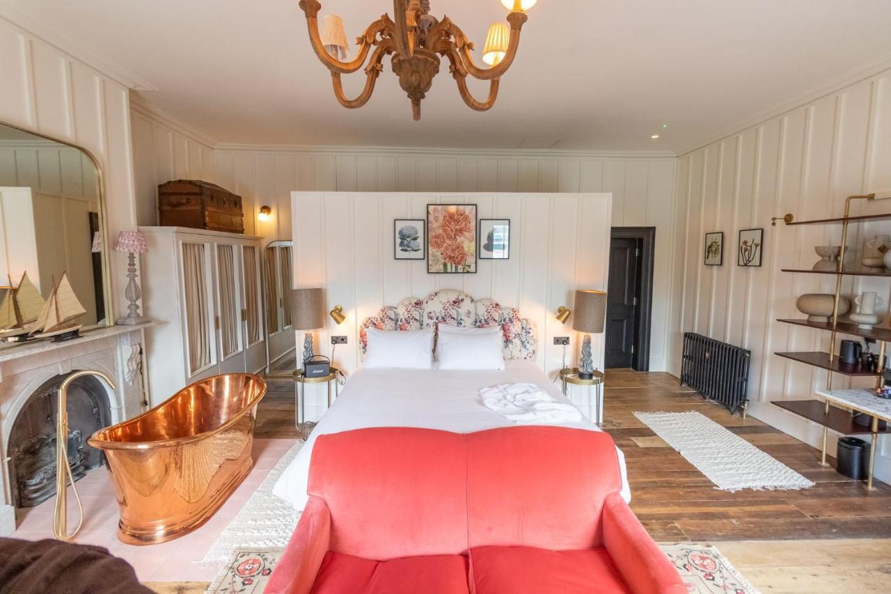Townhouse Suite